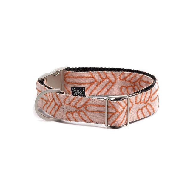 Adjustable Wool Blend Dog Collar in Coral Pink Pattern - This Dog's Life