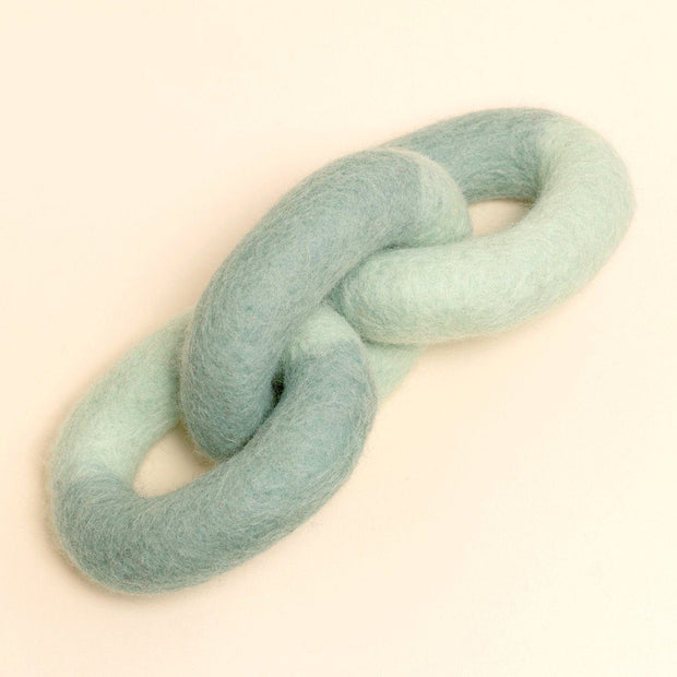Natural Felt Link Dog Toy in Lilac Purple