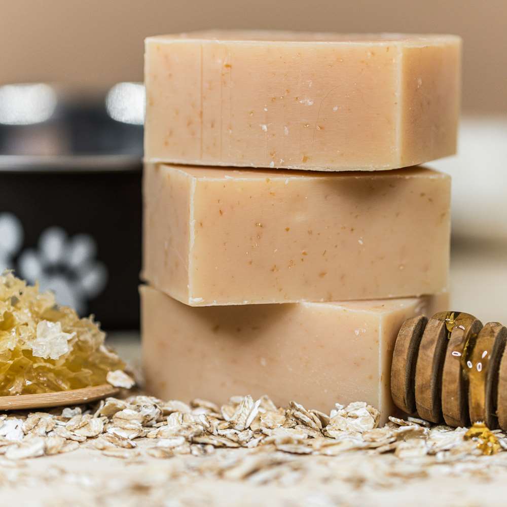 Honey and Oats Dog Shampoo Bar for Itchy Skin