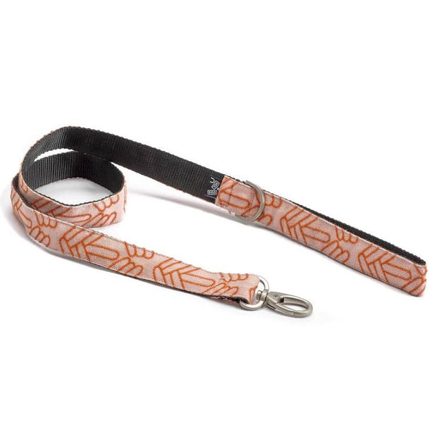 Wool Blend Leash in Coral Pink Pattern - This Dog's Life
